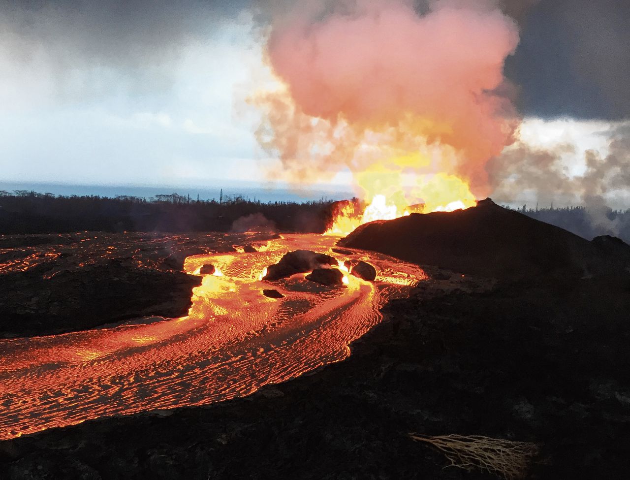 De Kilauea-vulkaan op Hawaï, gefotografeerd op 13 juni 2018. Het eerste kwartaal van 2018 was daar opvallend neerslagrijk.