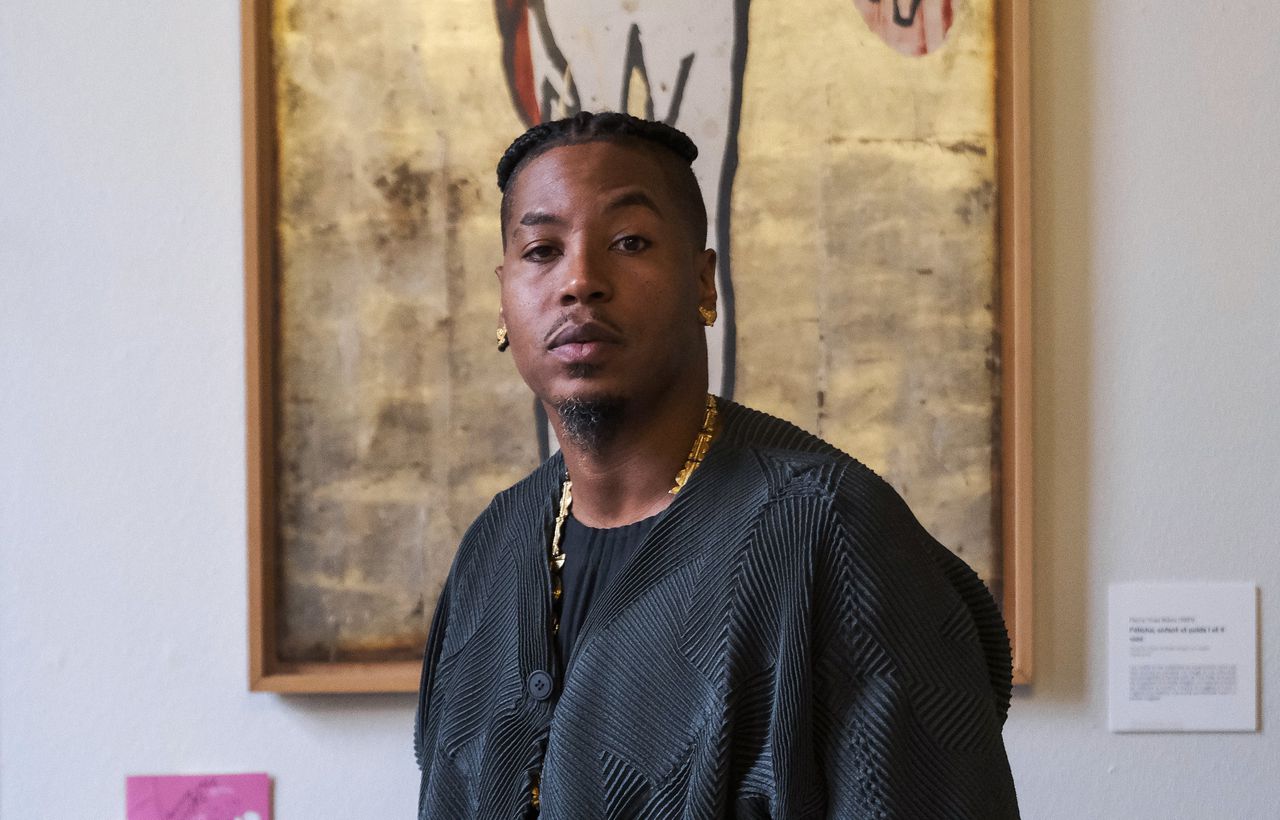 Chief Adjuah verkent nieuwe horizonten met zelfgemaakte instrumenten