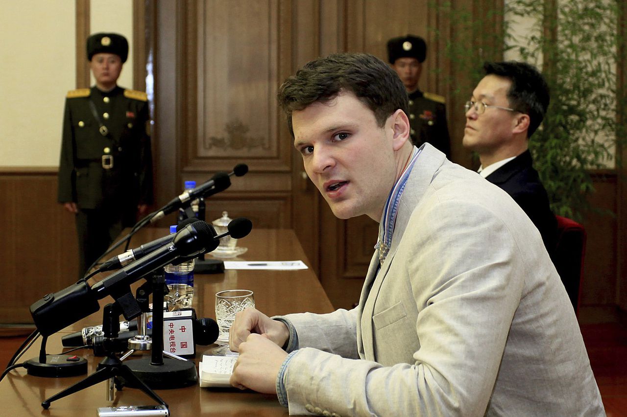 Archieffoto van Warmbier in februari 2016, tijdens een persconferentie in Pyongyang