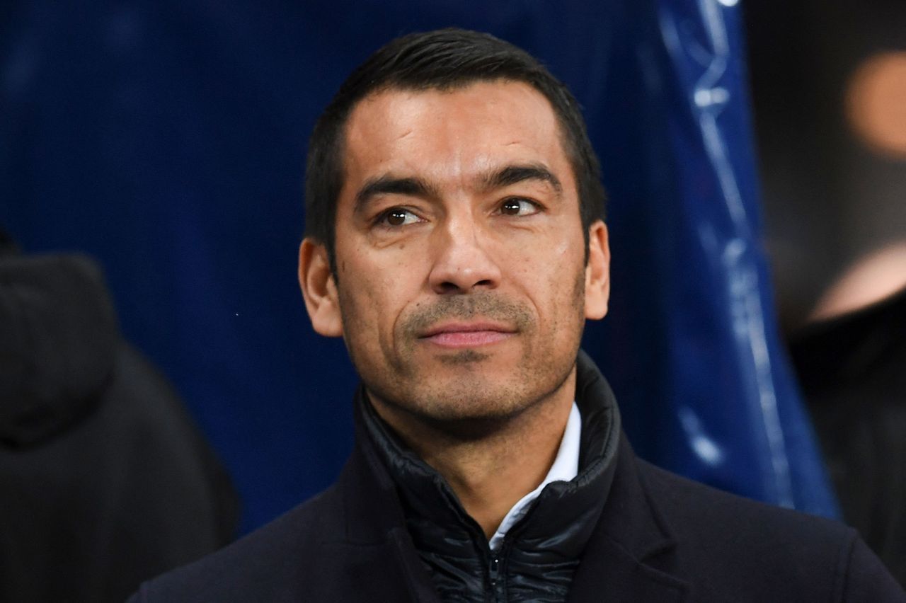 Van Bronckhorst keert als trainer terug bij Rangers FC 