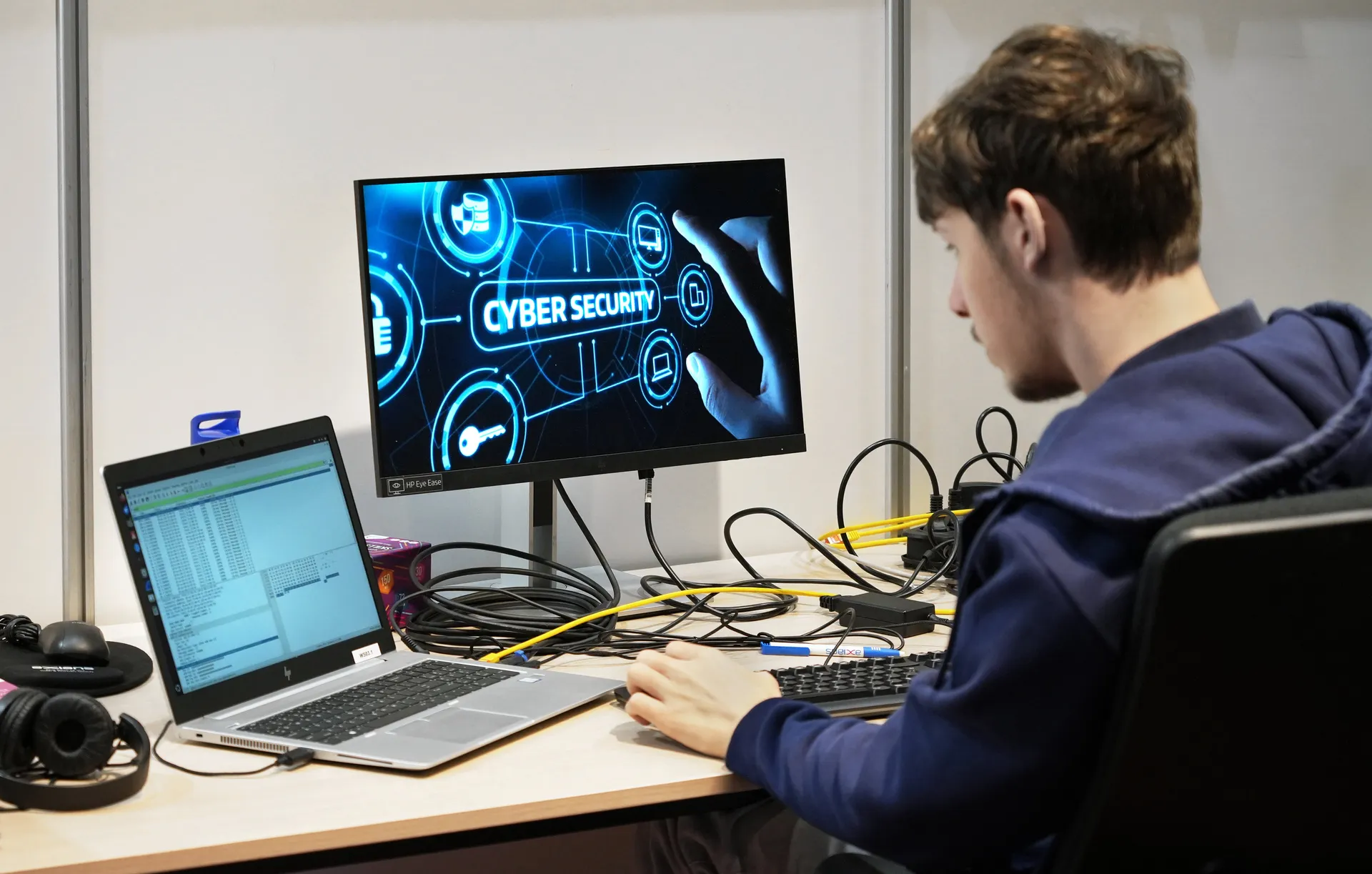 Steeds betere AI-modellen ontwrichten de wereld van cybersecurity. ‘De ...