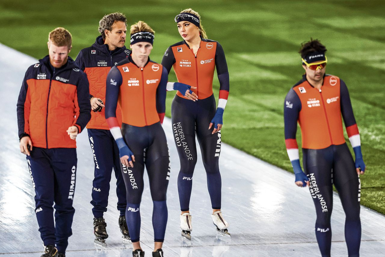 Voor de Nederlandse schaatsers is nauwelijks concurrentie in Hamar - NRC
