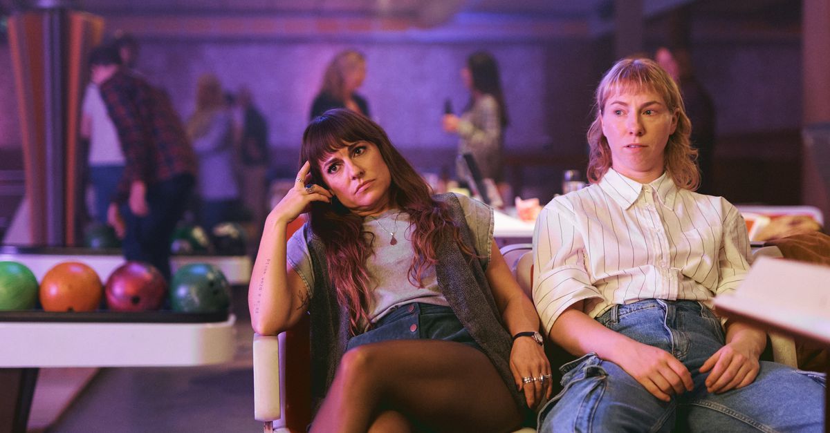 Het nieuwe seizoen van ‘Bodem’ gaat dieper: ‘Of je het nou grappig vindt of dat het een spiegel is, ik wil dat je iets ervaart’