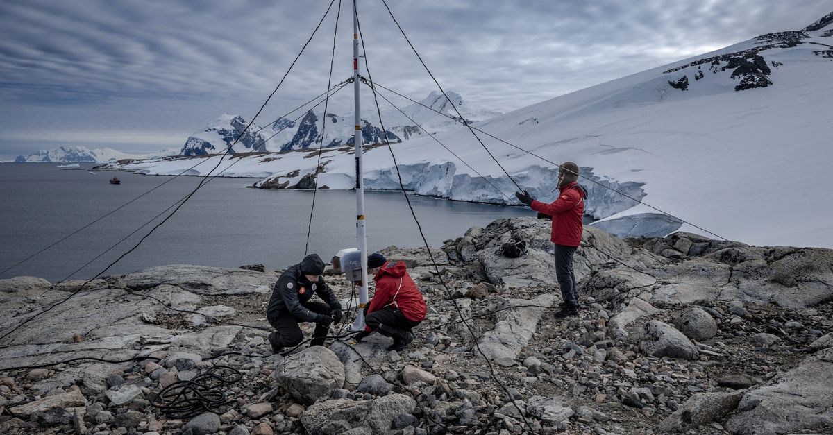 Smeltend ijs legt zeldzame mineralen bloot op Antarctica