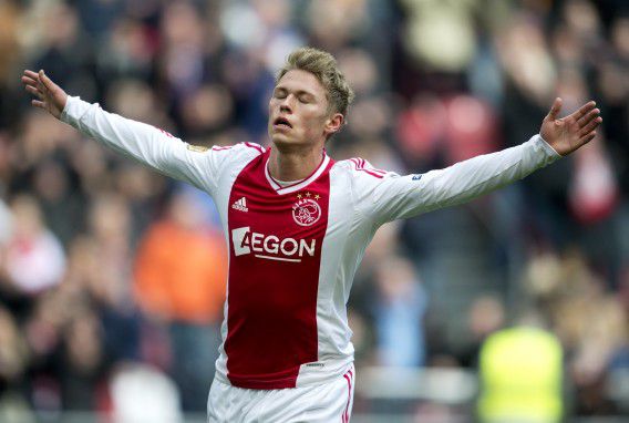 Viktor Fischer, nadat hij de 1-0 voor Ajax heeft gescoord.