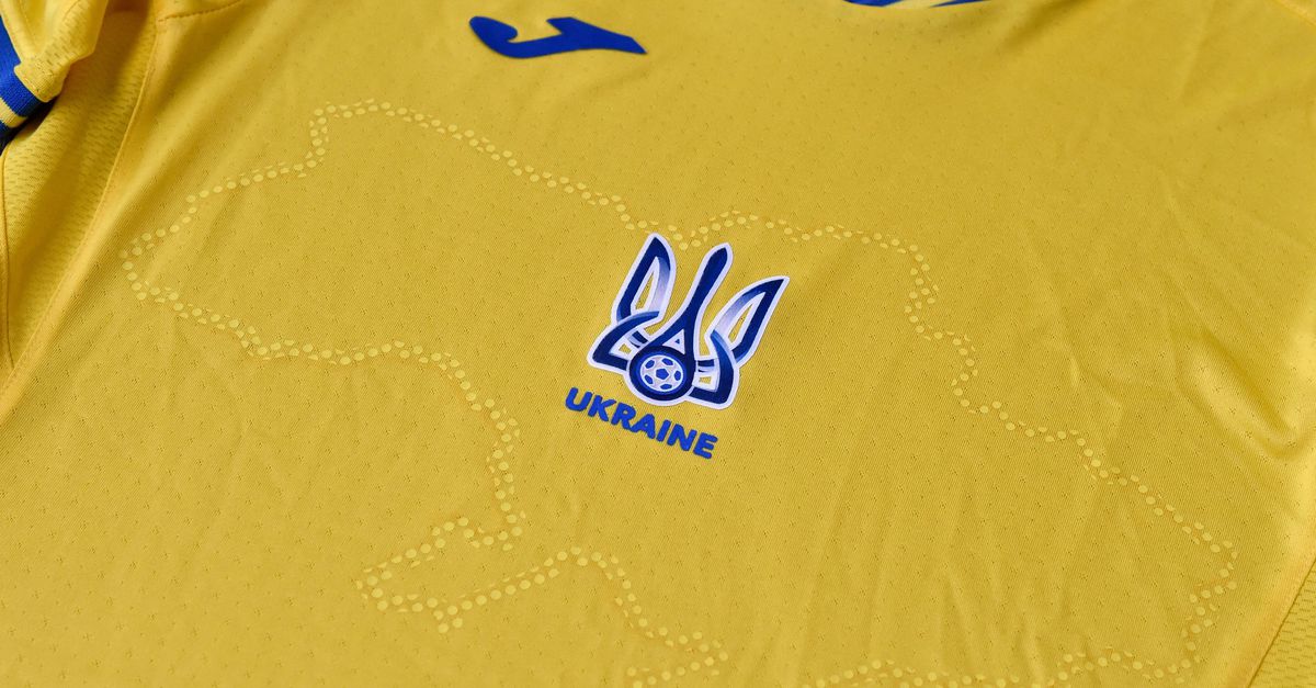 Nieuw voetbalshirt Oekraïne toont de Krim, tot woede van Rusland