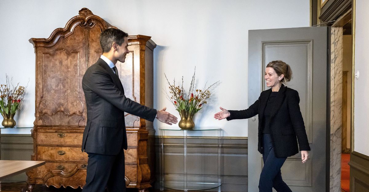 ‘U bent als kandidaat-bewindspersoon geheel verantwoordelijk voor de eigen integriteit’, staat in het handboek voor bewindspersonen