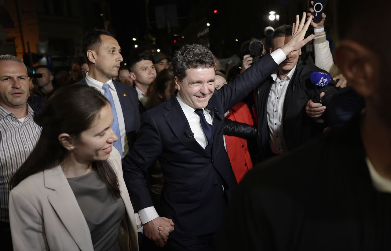 Trump loses in Romania, but can still win in Poland