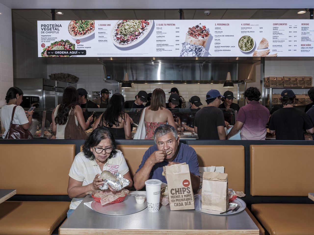 Het Amerikaanse Chipotle, geïnspireerd op Mexicaans eten, heeft grote plannen voor Mexico. Staan Mexicanen daarvoor open?