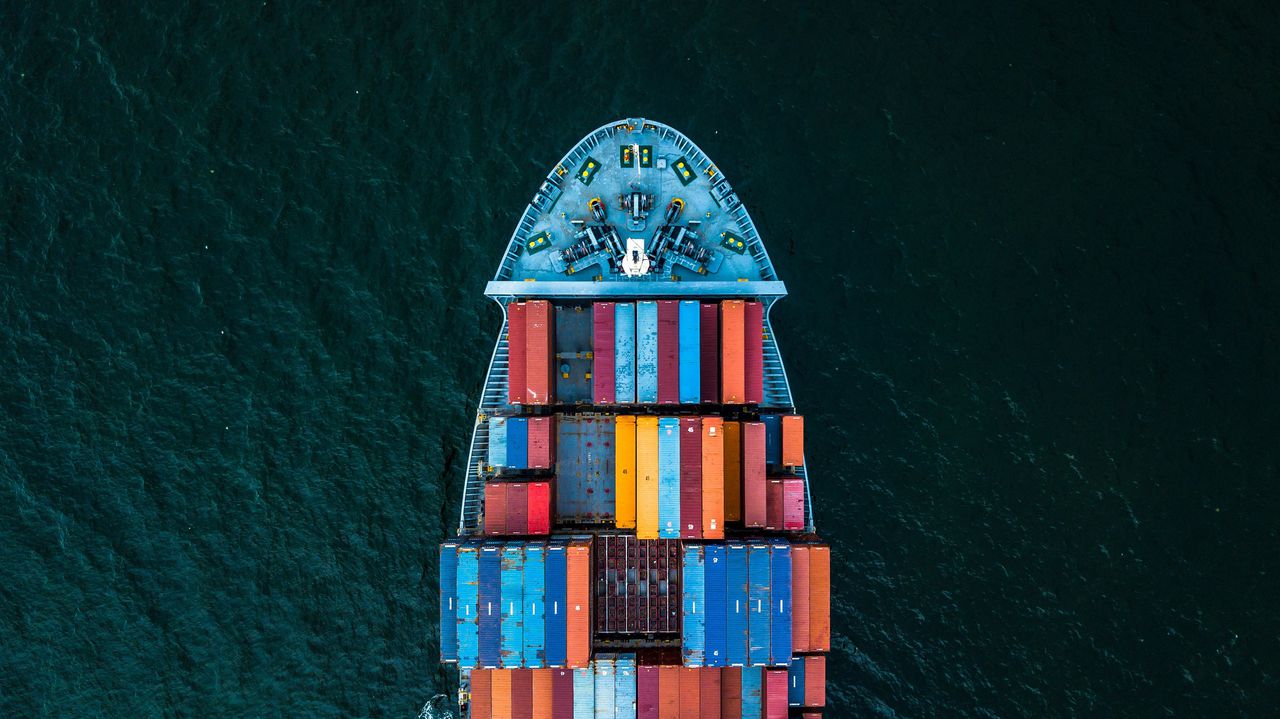 Internationaal containerschip.