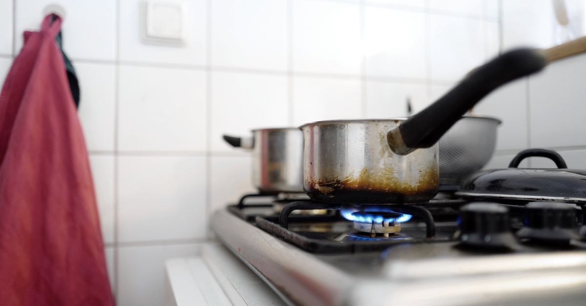 Households and businesses used 10 percent less natural gas in the first