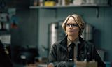 Jodie Foster dalam Detektif Sejati: Negeri Malam.