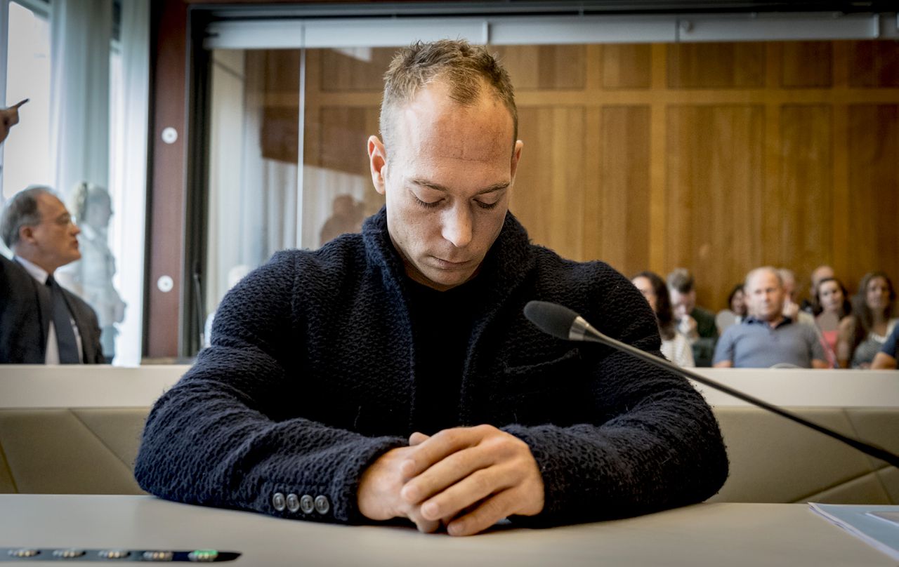 Yuri van Gelder in de rechtbank van Arnhem.