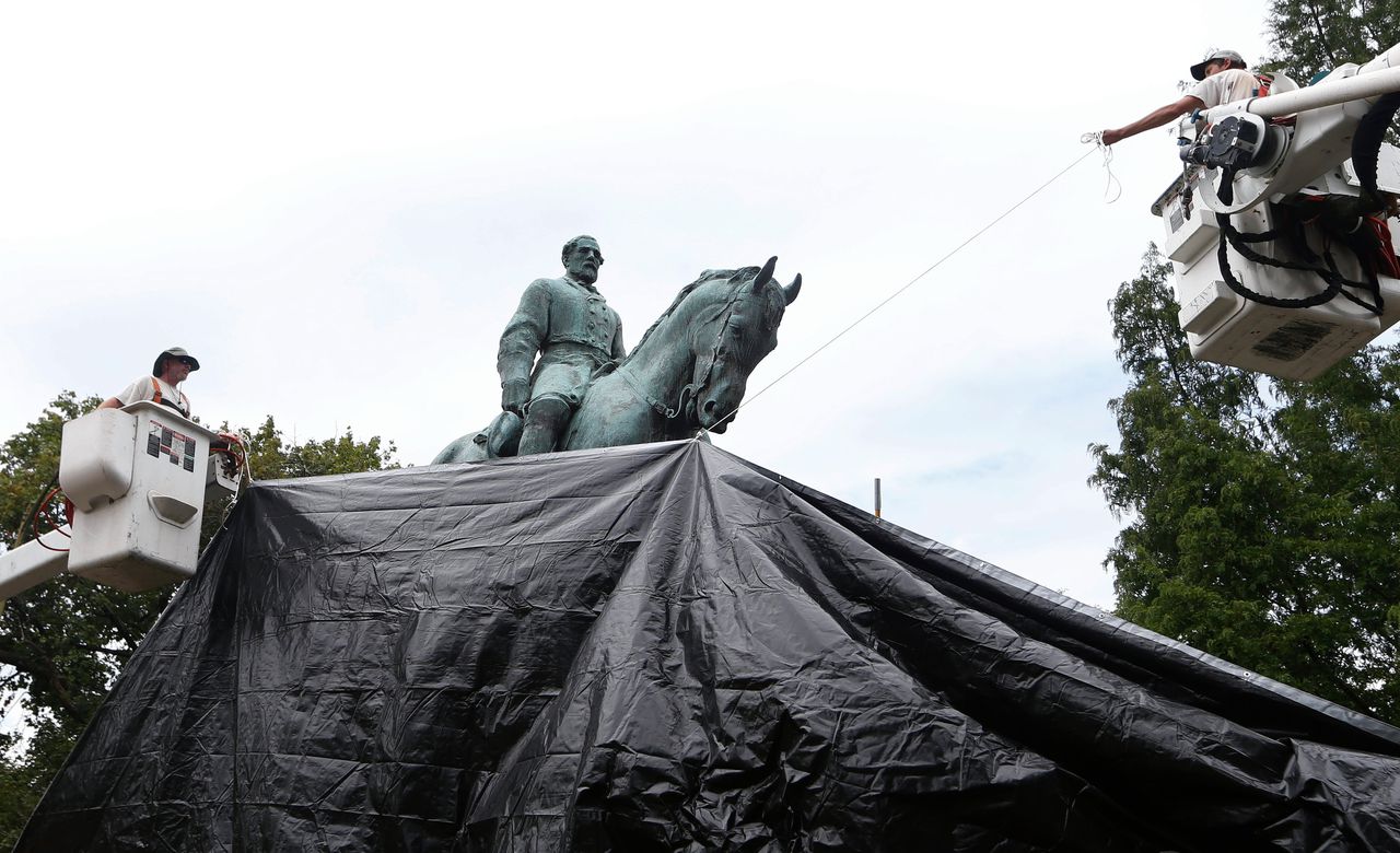 Amerikaanse rechter: Charlottesville mag omstreden standbeelden verwijderen 
