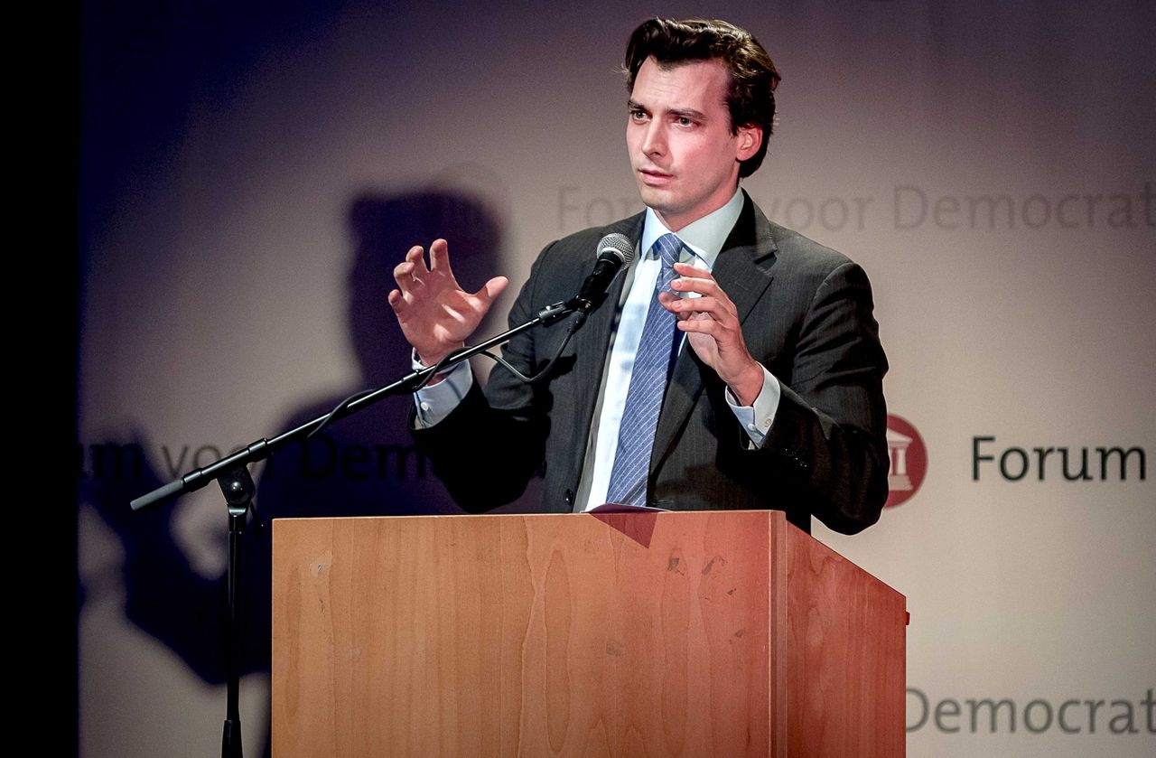 Lijstaanvoerder Thierry Baudet spreekt tijdens een partijcongres van partij Forum voor Democratie.