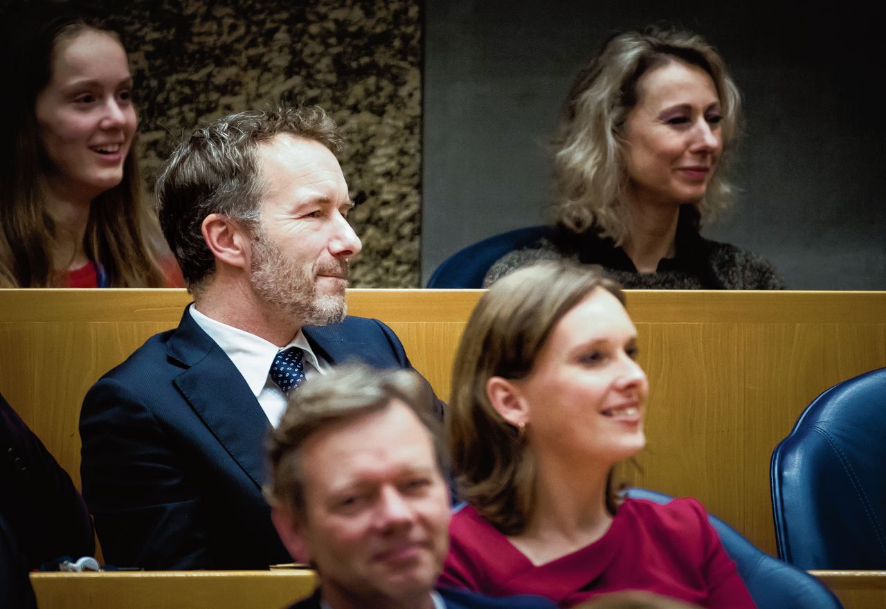 Wybren van Haga (VVD) tijdens stemmingen in de Tweede Kamer.