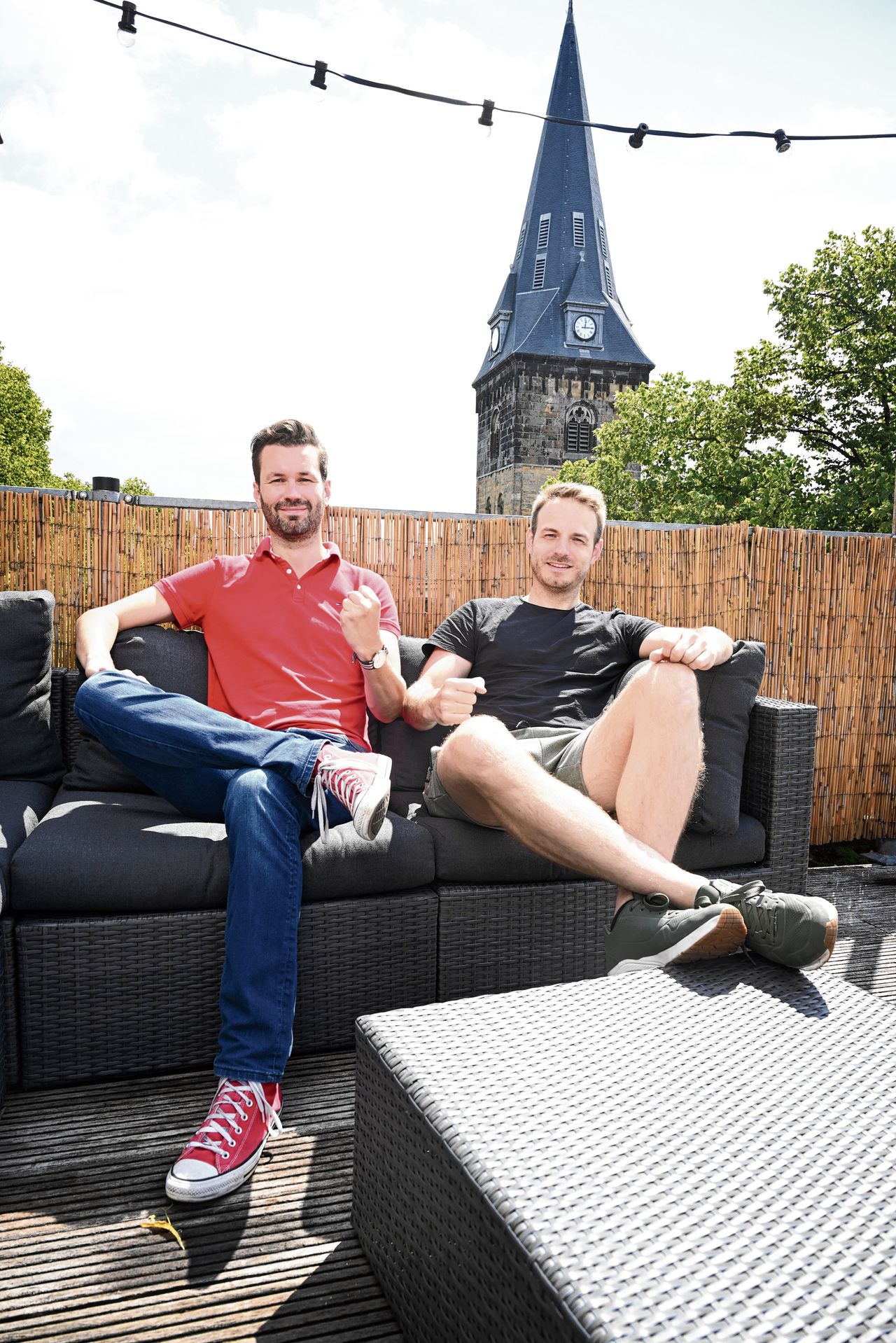 Twee jonge ondernemers uit Twente zijn in één klap miljonair na hun reuzendeal met LG 
