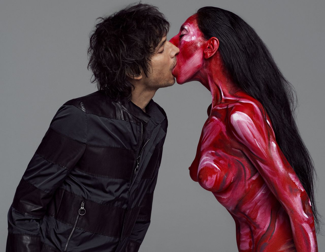 'Me kissing Vinoodh (eternally)', recent zelfportret van de fotografen, 2010
