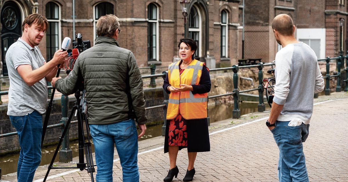 Sharon Dijksma Ervaren En Behendige Beroepspolitica