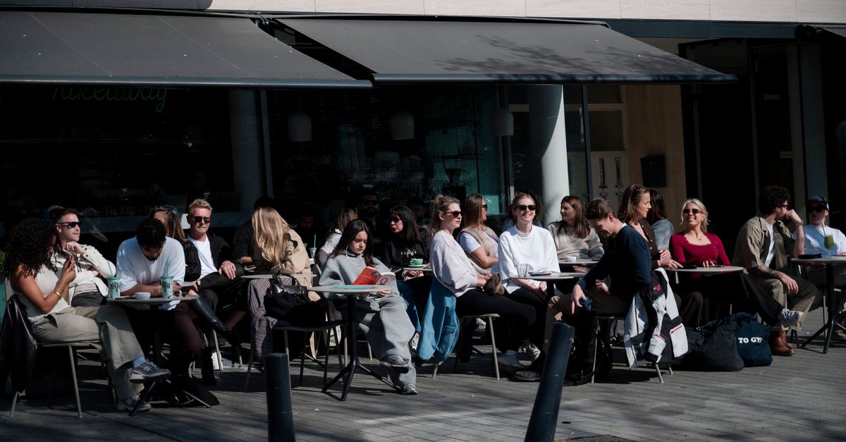 Meeste verlofuren in augustus, ook jongeren werken dan minste aantal uren