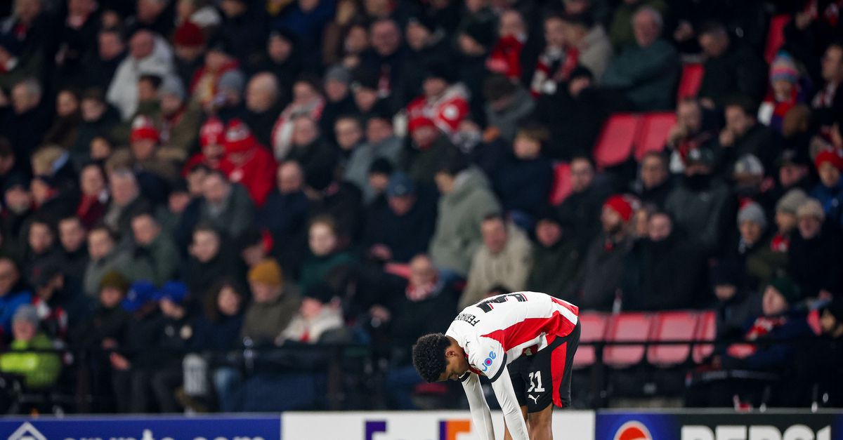 Lang mag PSV tegen Bayern hopen op een Europees vervolg, maar vlak voor tijd gaat het toch mis: 1-2