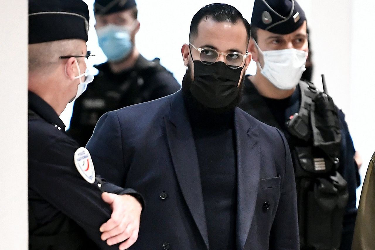 Omstreden oud-lijfwacht van Macron veroordeeld voor geweld tegen demonstranten 