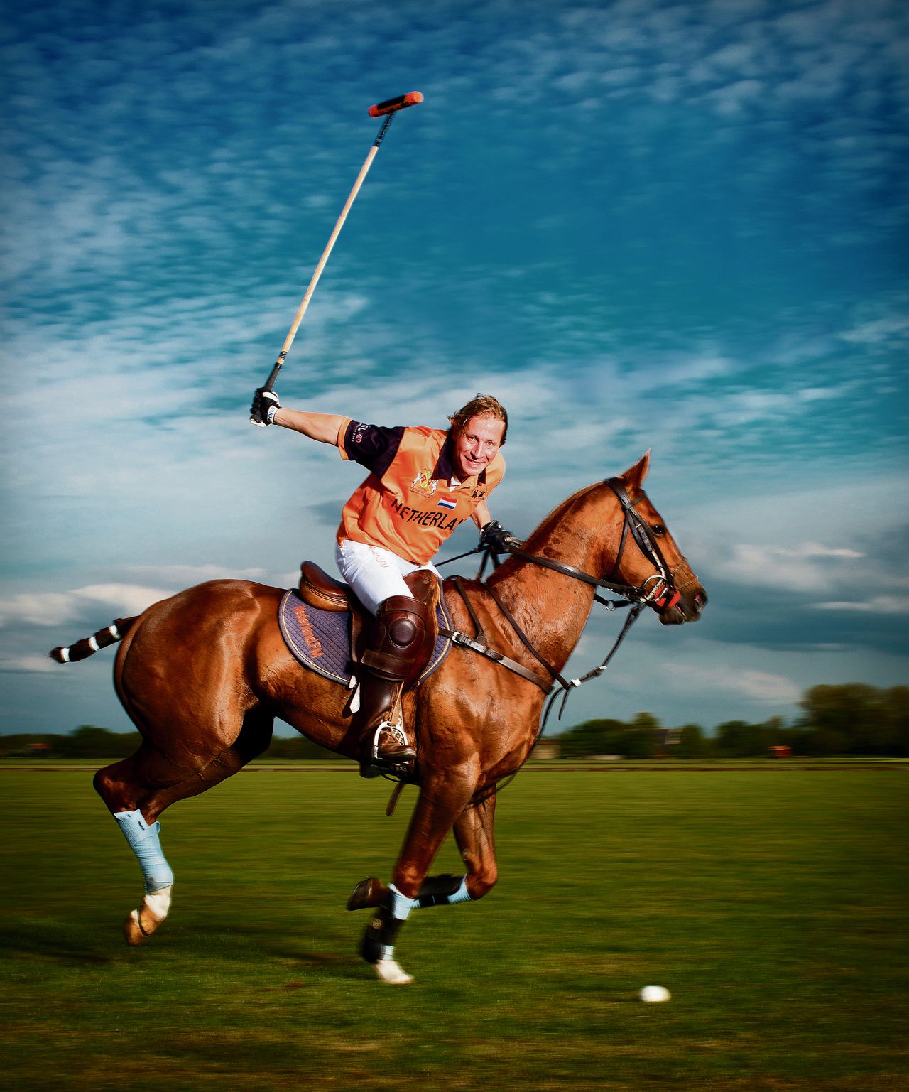 Een polo sales