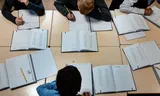 Math lesson for group 8 at Noorderlicht primary school.