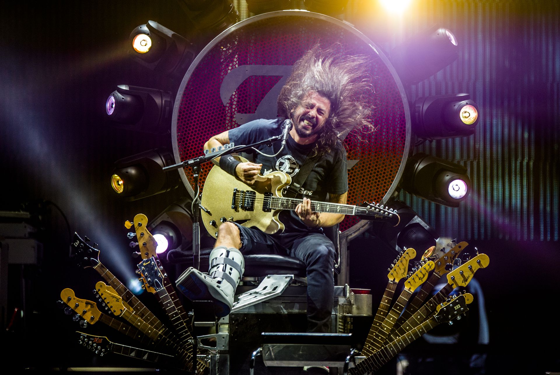 Foo fighters. Foo fighters фото. Foo fighters альбом 2021. Foo fighters участники. группа foo fighters.