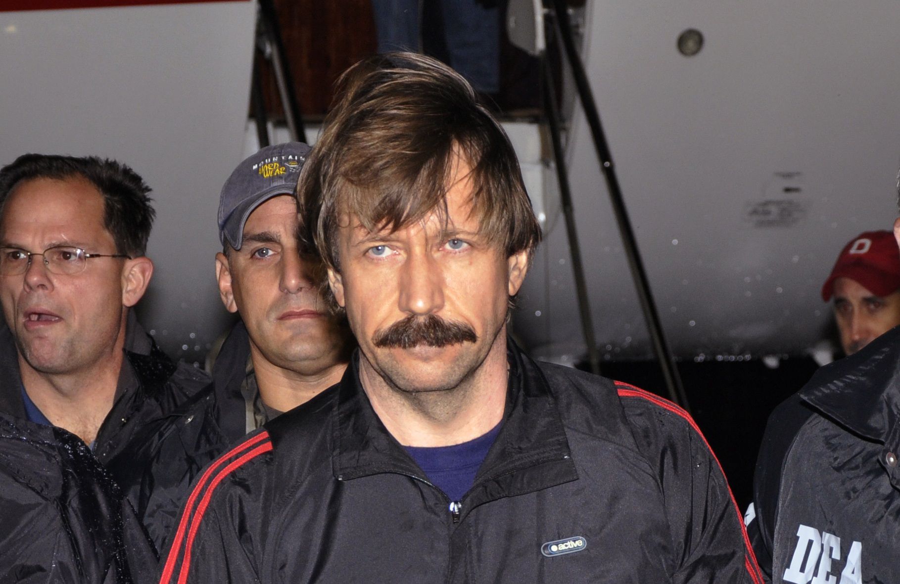 Виктор бут. Виктор бут. Виктор бут 2018. Бут торговец оружием. Виктор бут 2008.