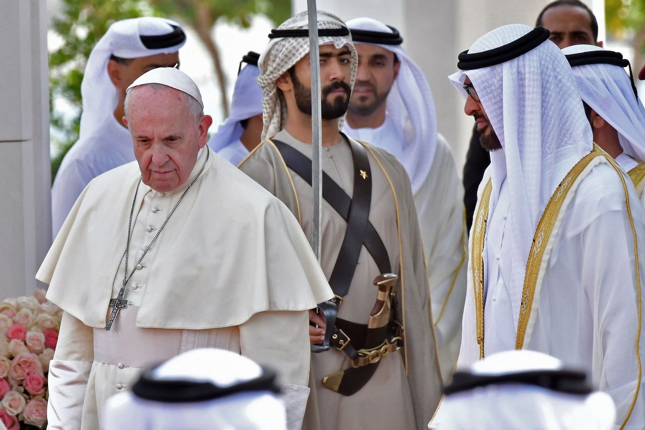 Paus pleit in Verenigde Arabische Emiraten voor interreligieuze vrede 