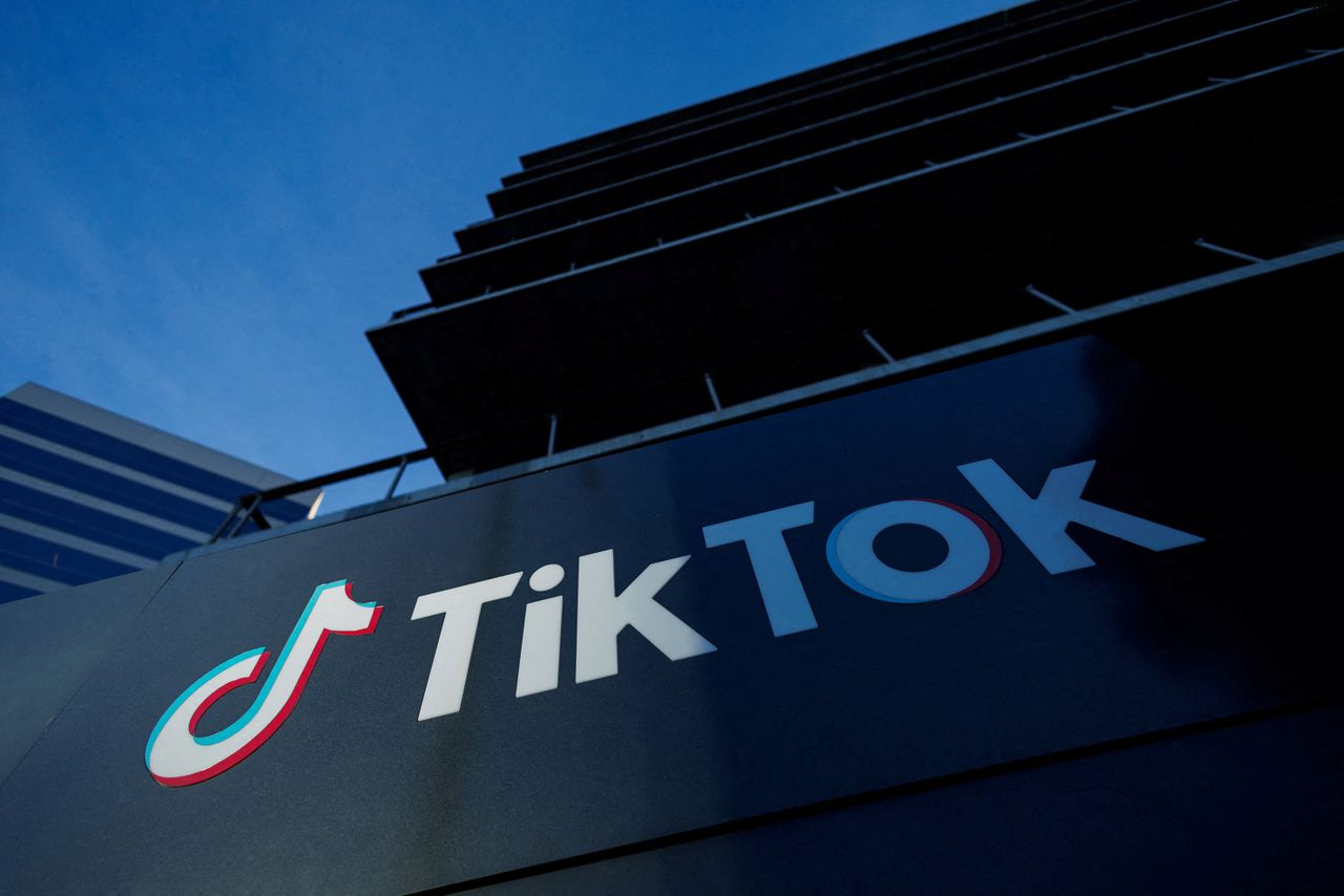 EU bezorgd over verslavende werking TikTok-functie die gebruik beloont 