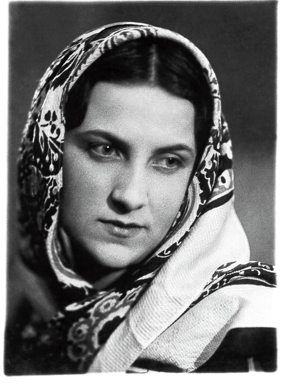 Jevgenia Ivasjtsjenko, de moeder van Natascha Wodin, in 1943-’44