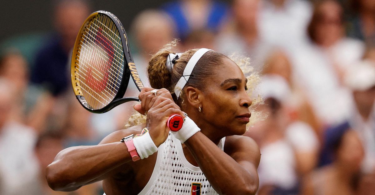 Terug op Wimbledon laat Serena Williams bij vlagen het tennis zien waarmee ze jarenlang domineerde