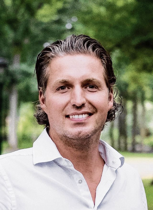 Chef de mission Pieter van den Hoogenband krijgt 93.500 ...