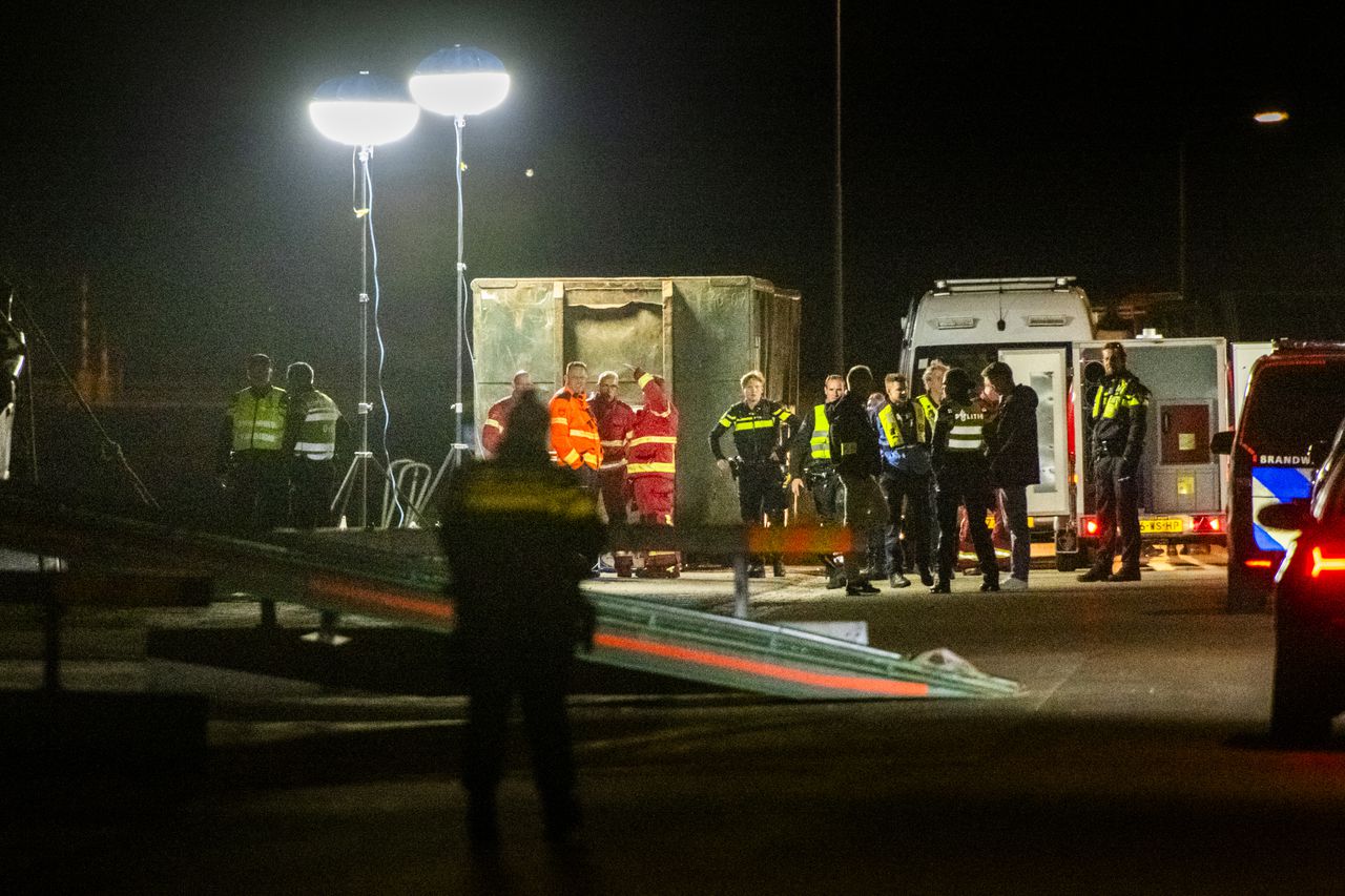 Lichamen gevonden in auto bij zoektocht naar vermiste kinderen Jeffrey en Emma