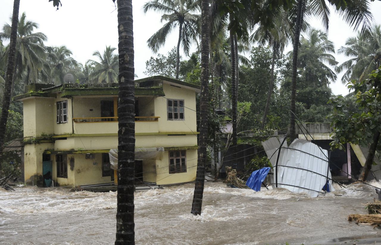 Zeker 37 doden door noodweer India 