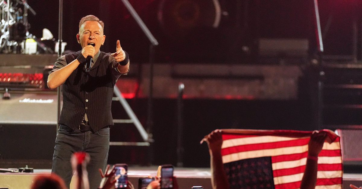 The Boss trapt tijdens zijn tournee op het zere been van Trump: ‘Deze Amerikaanse tragedie kan gesto
