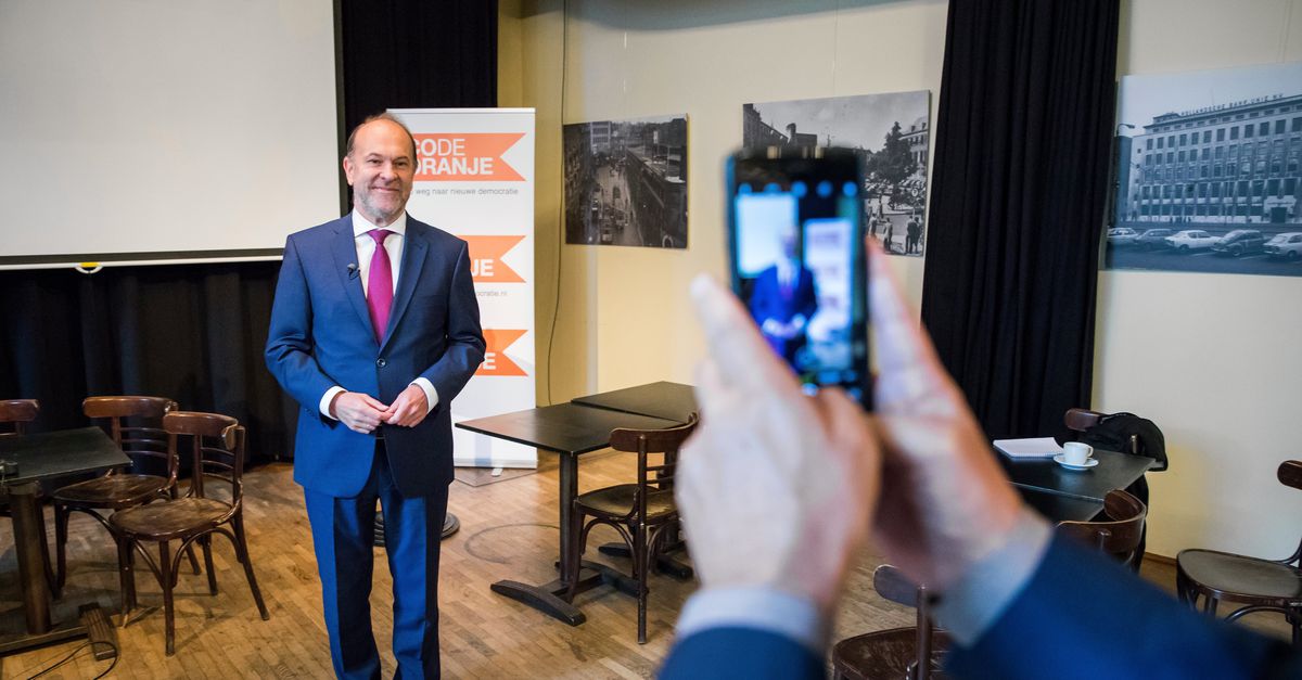 Met Een Filmpje Solliciteert De Burgemeester In Den Haag Nrc