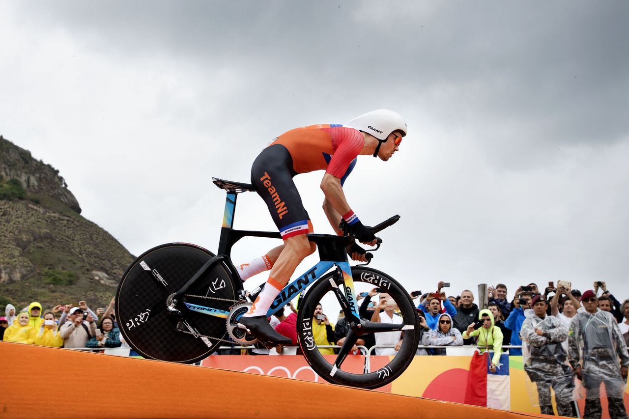 Dumoulin Pakt Zilveren Plak Op Tijdrit Nrc
