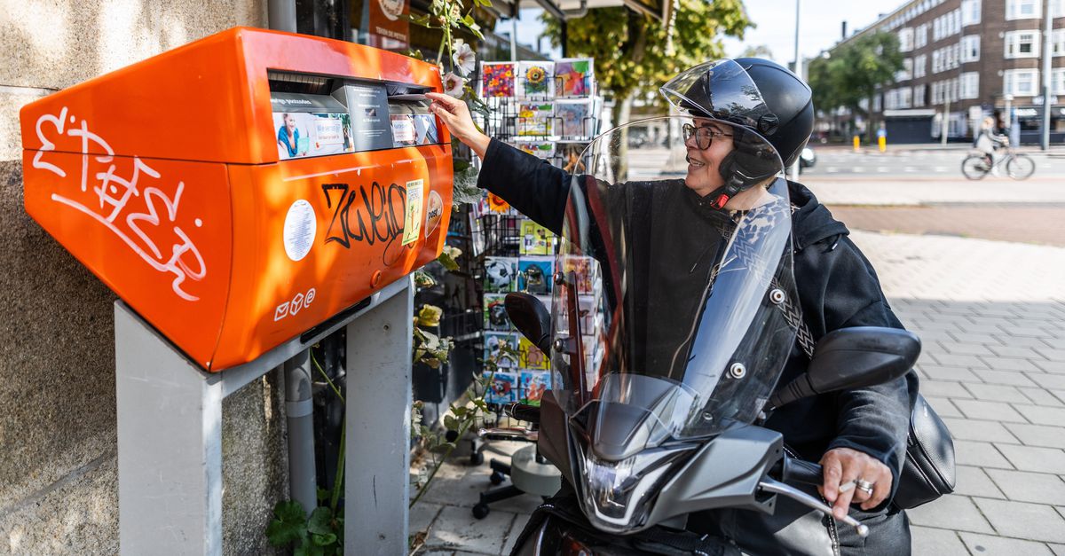 Opnieuw een megaboete voor late postbezorging door PostNL: hoe terecht is dat?