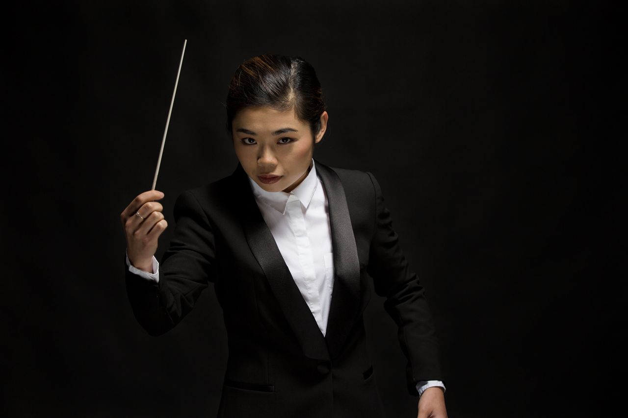 Van verfijning tot opzwepend krachtsvertoon: dirigente Chan beheerst de nuances, liet ze in Amsterdam horen.