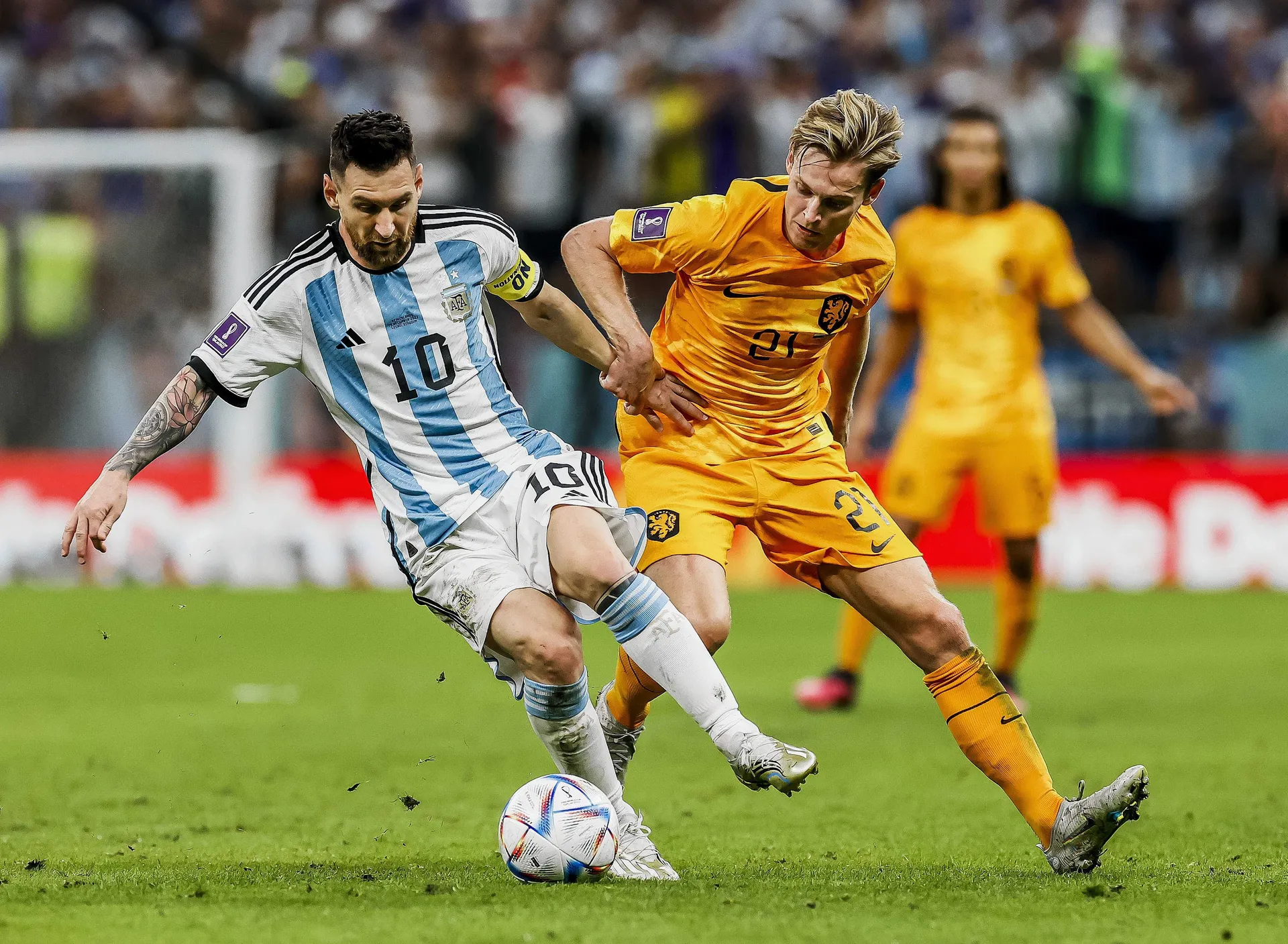 Memphis Depay laat Lionel Messi op een vlak ver achter zich: zijn
