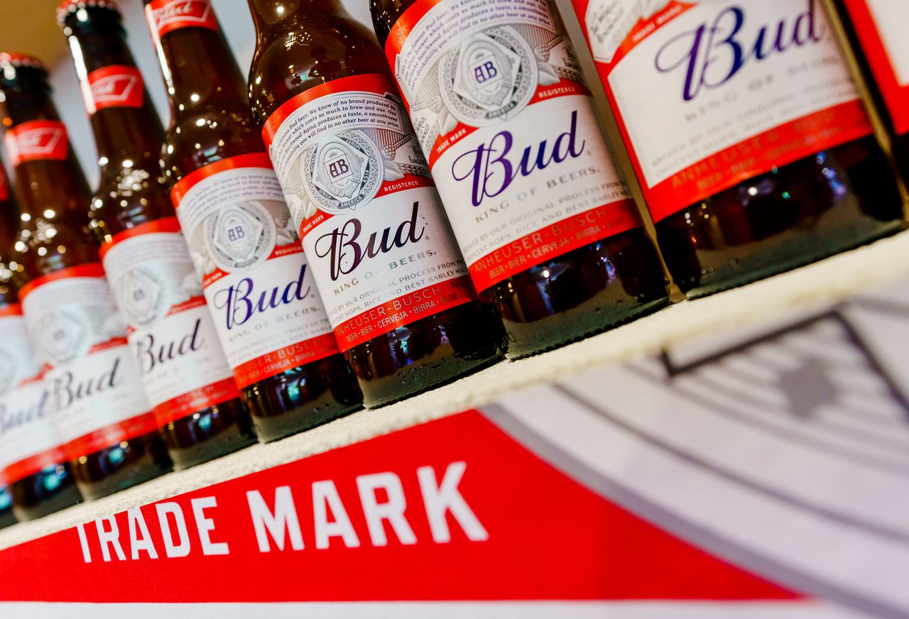 Budweiser wil zich in Nederland richten op jonge Randstedelingen.