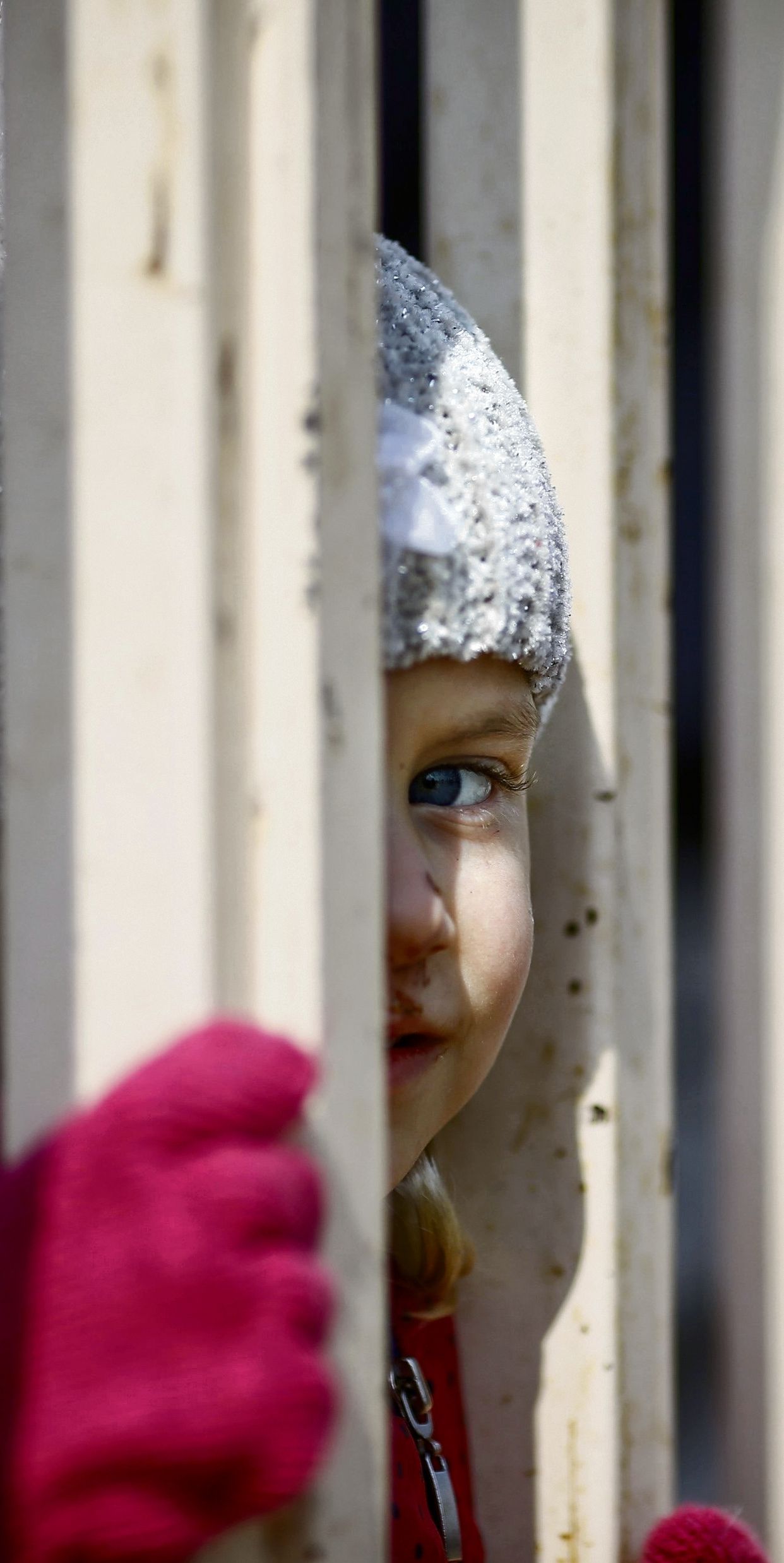 Een Syrisch meisje bij de Turks-Syrische grens.