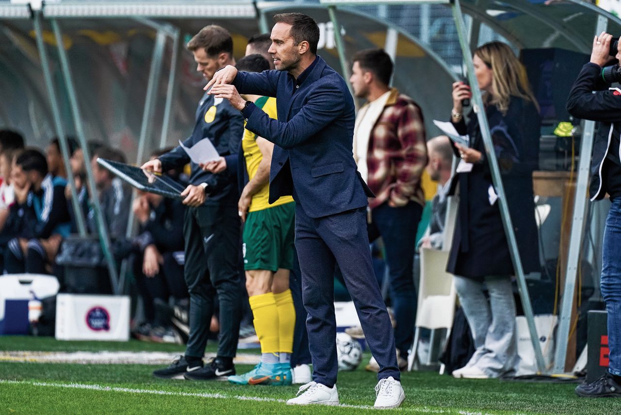 Fortuna-coach Sjors Ultee over de strijd onderin de Eredivisie: ‘Deze fase is zo intensief’ 