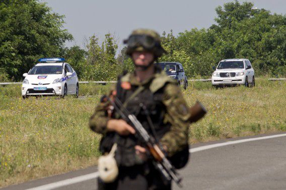 Het OVSE-konvooi dat vandaag door separatisten is tegengehouden bij de rampplek van vlucht MH17.