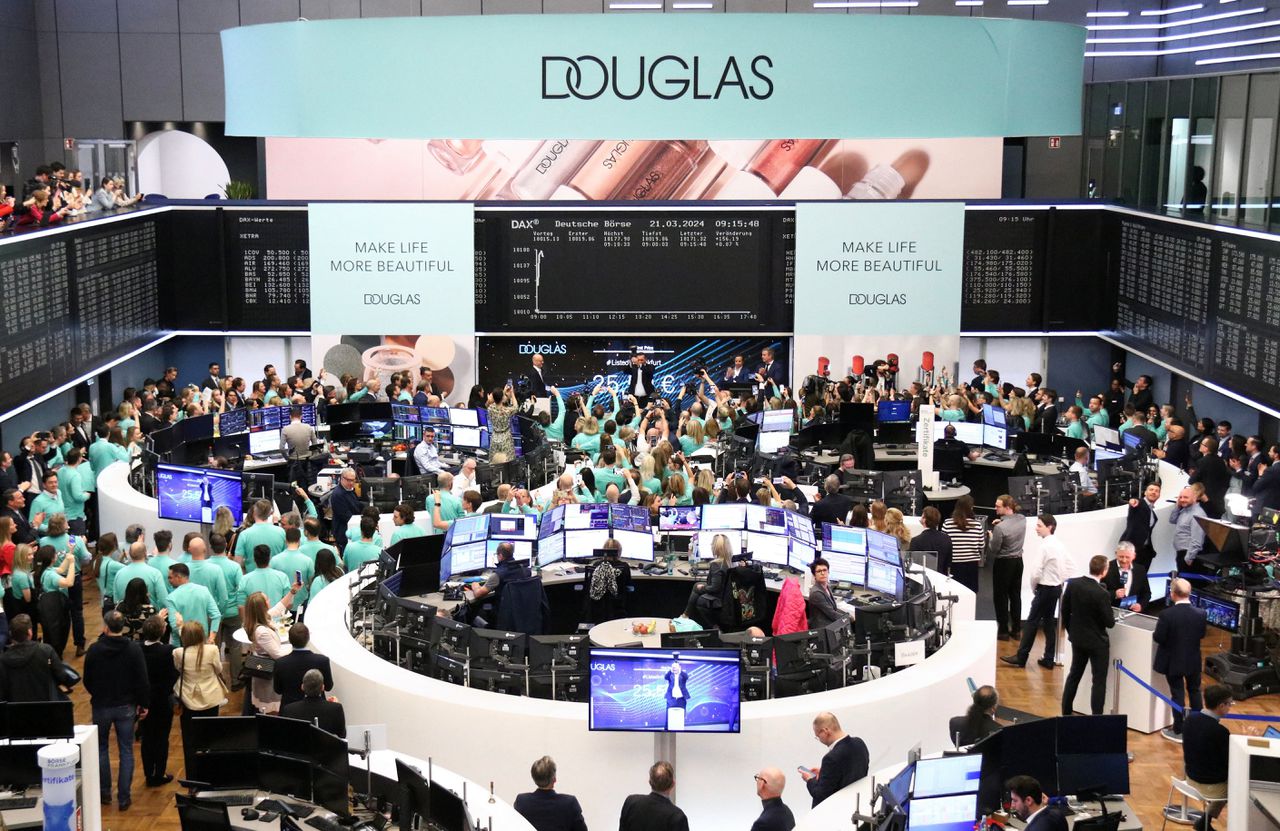 Parfumerieketen Douglas stelt teleur bij terugkeer op de beurs 