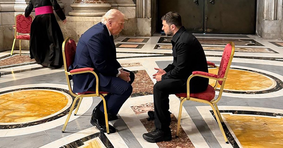 Na zijn iconische gesprek met Zelensky voert Trump de druk op Poetin op