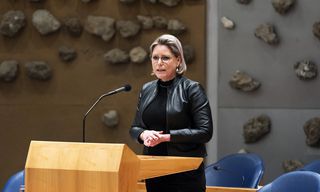 Image for Nieuwe kandidaat-ministers voorgedragen: Letschert naar Onderwijs, Vijlbrief naar Sociale Zaken en Werkgelegenheid